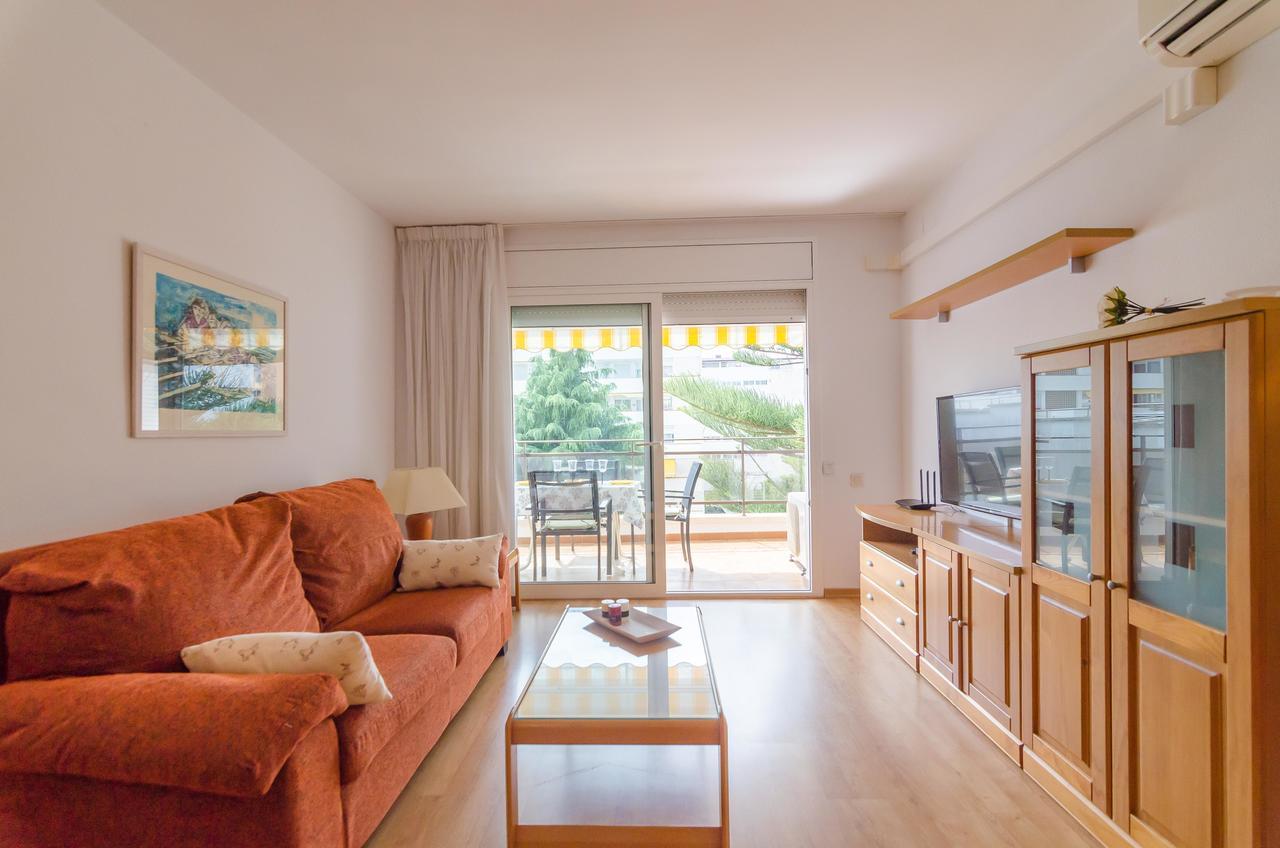 Smartr Lloret De Mar Exterior photo